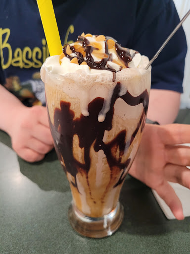 Photo of Broskis Diner - 27 Whitewood Ave W, Temiskaming Shores, ON P0J 1P0